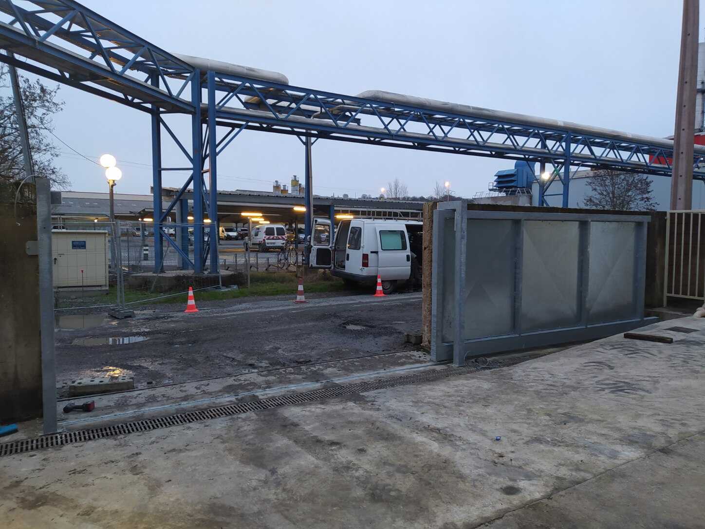 SERRURERIE/PORTAIL COULISSANT 2/image0000011(2).jpg